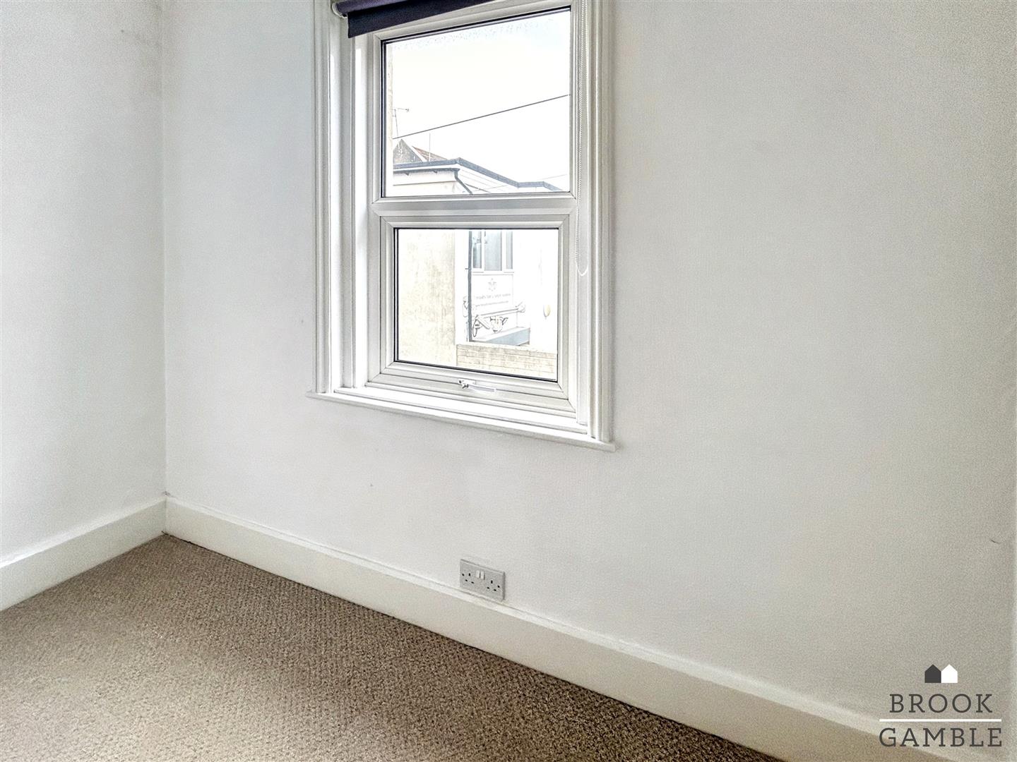 3 Bedroom House - Mid Terrace. Ashford Road in Eastbourne,  12